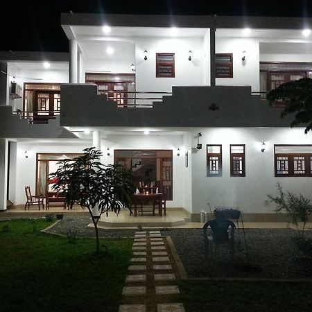 Villa River View Aluthgama Exterior foto