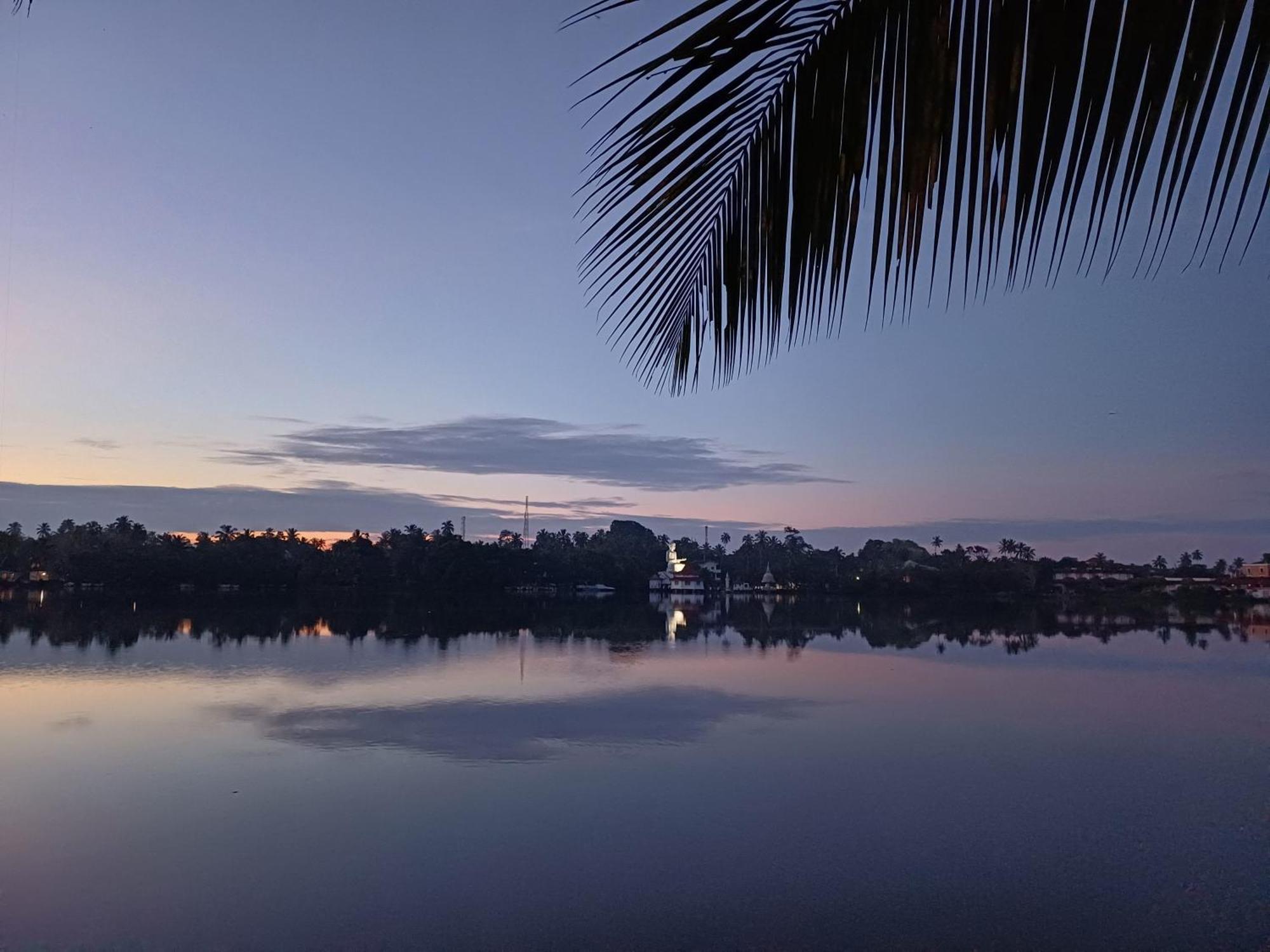 Villa River View Aluthgama Exterior foto