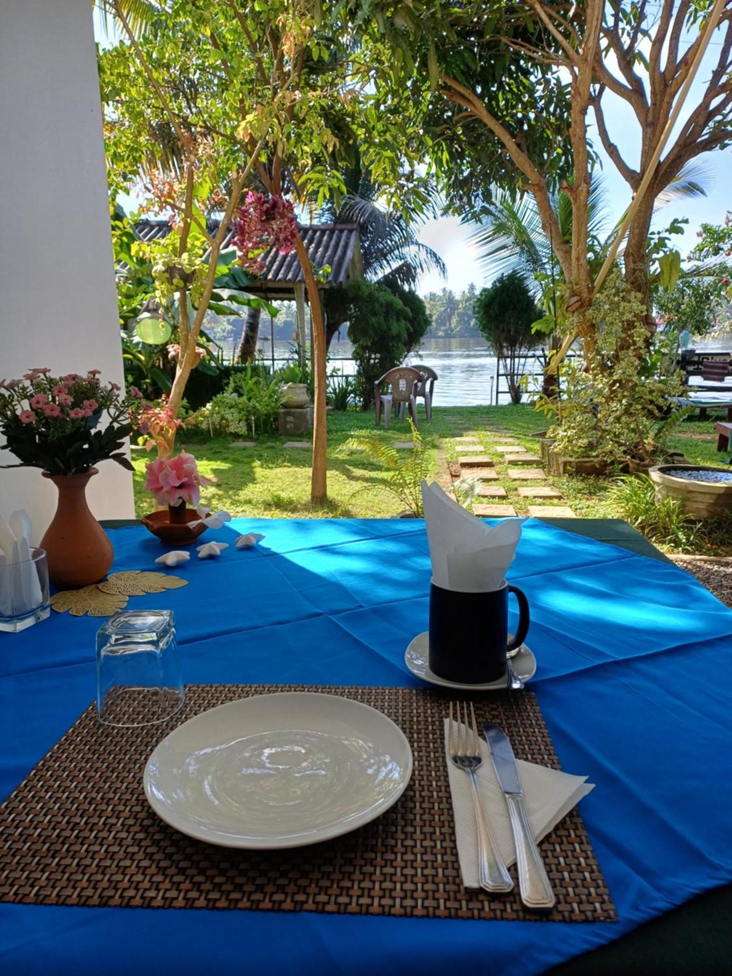 Villa River View Aluthgama Exterior foto