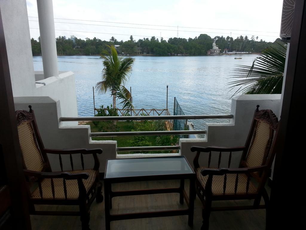 Villa River View Aluthgama Exterior foto